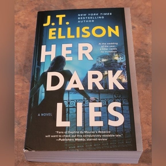 J.T. ELLISON PAPERBACKS, Lot of 2 Great Reads - Picture 3 of 12